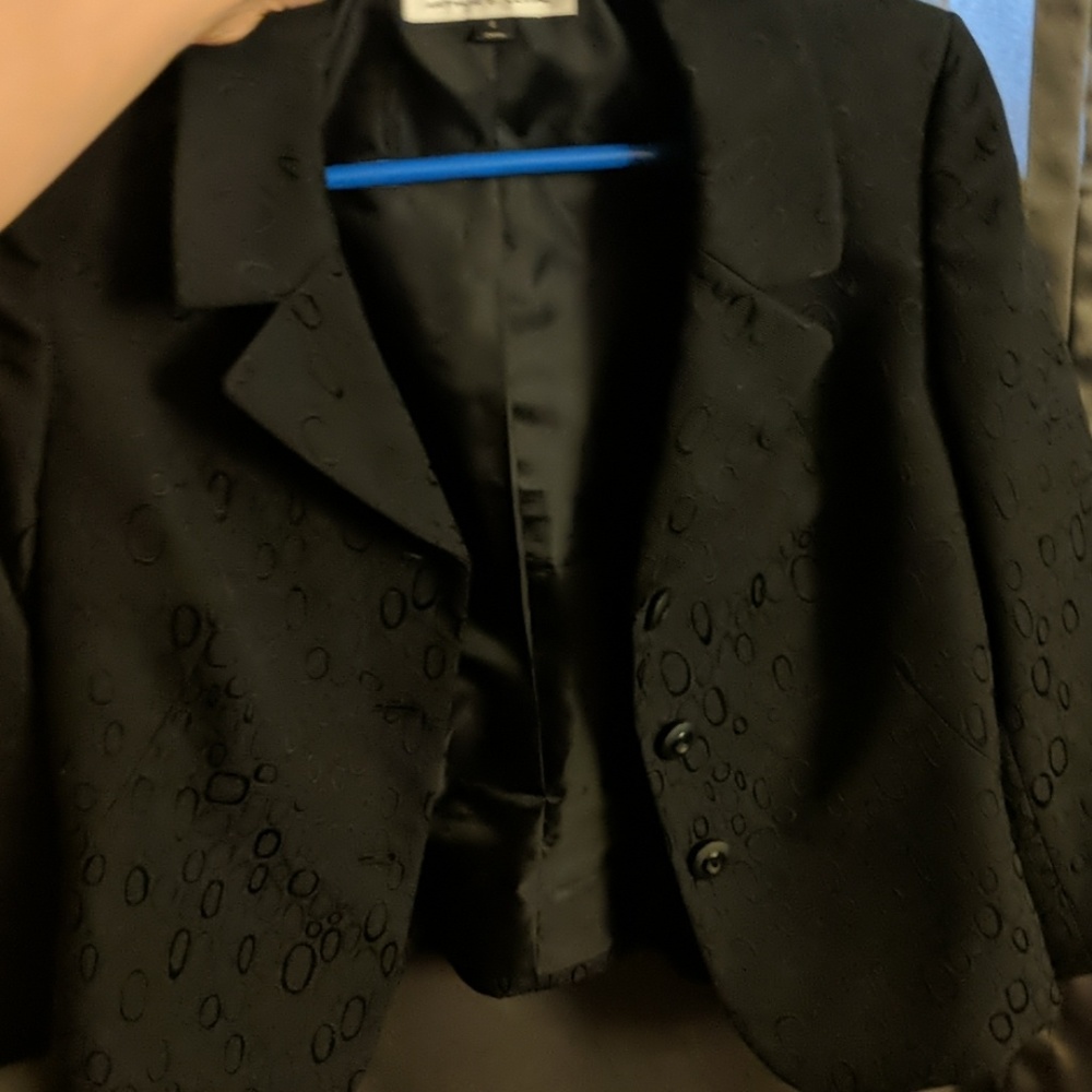 Tahari blazer